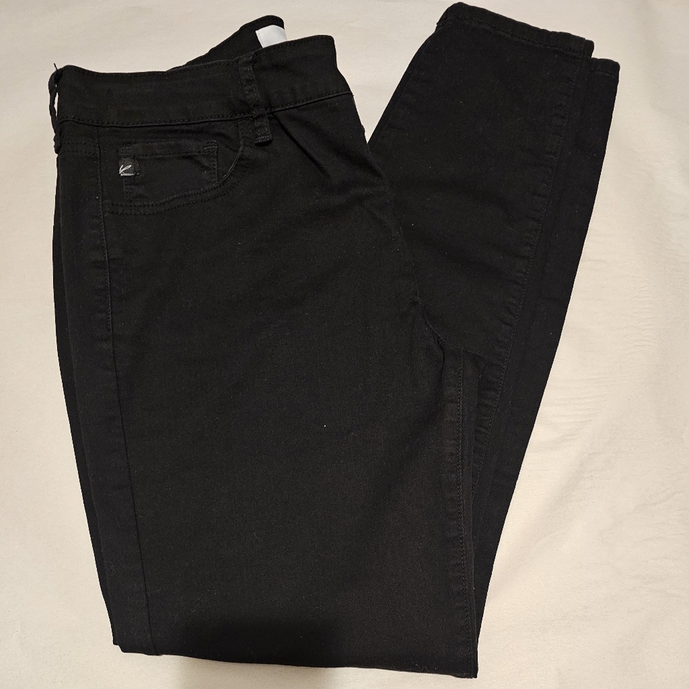 Kancan NWOT Women Black Skinny Jeans Sz 13/30